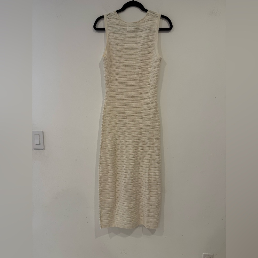 Le Jean Linen Crochet Dress - Picture 6 of 6